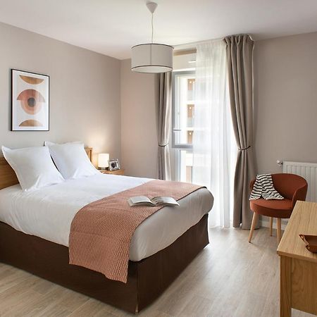 Le Criterium Aparthotel Ecouflant Екстериор снимка