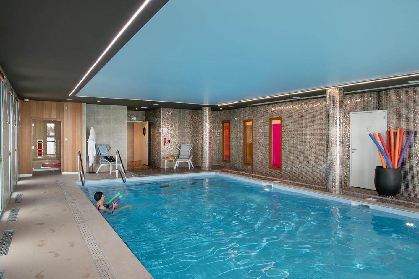 Le Criterium Aparthotel Ecouflant Екстериор снимка